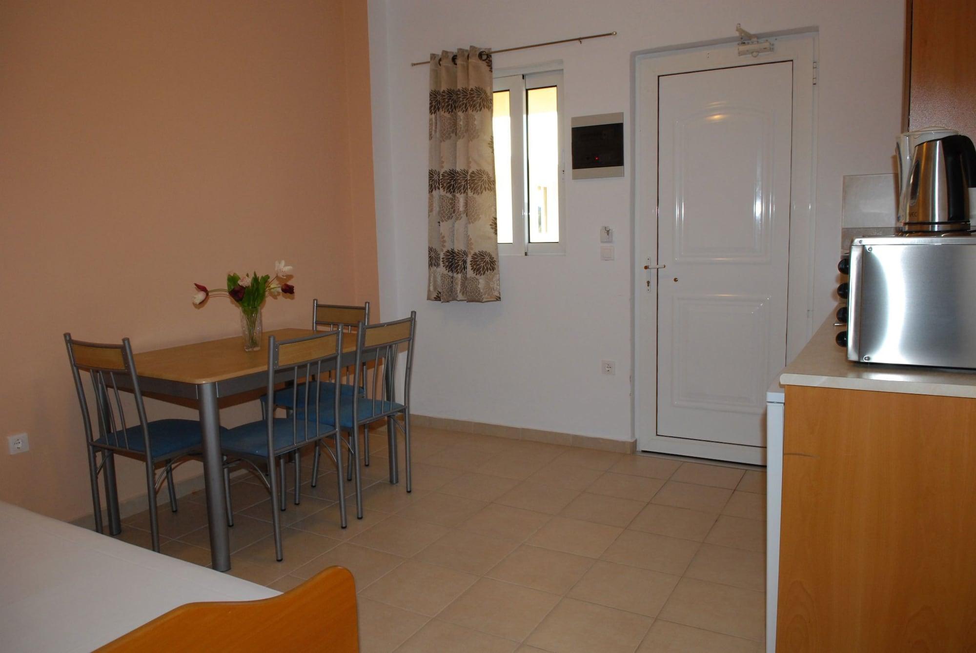 Barbie Hotel Apartments Ialysos  Bagian luar foto