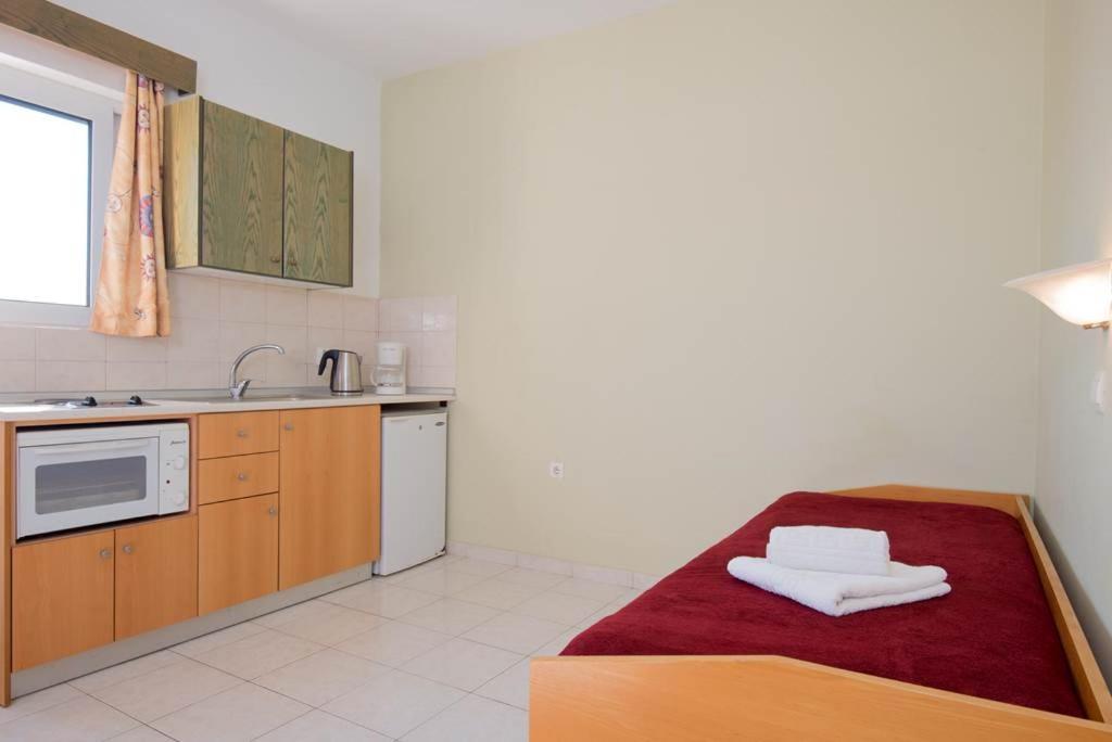 Barbie Hotel Apartments Ialysos  Bagian luar foto