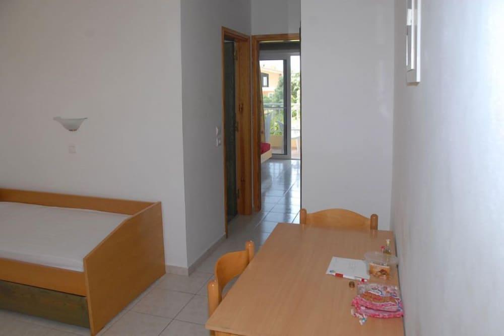 Barbie Hotel Apartments Ialysos  Bagian luar foto